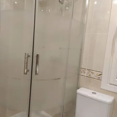 Refugio Familiar En Gros Zurriola A 10 Minutos Ess02855 San Sebastián