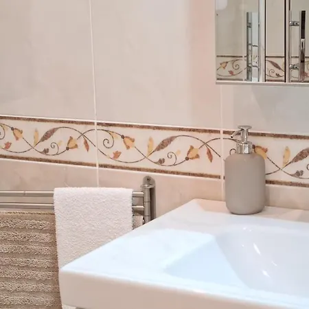 Apartman Refugio Familiar En Gros Zurriola A 10 Minutos Ess02855 San Sebastián