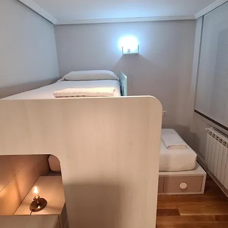 Refugio Familiar En Gros Zurriola A 10 Minutos Ess02855 * San Sebastián