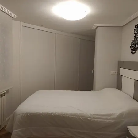 Refugio Familiar En Gros Zurriola A 10 Minutos Ess02855